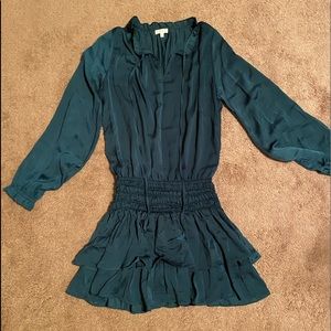 Women’s silky dark green boutique dress.